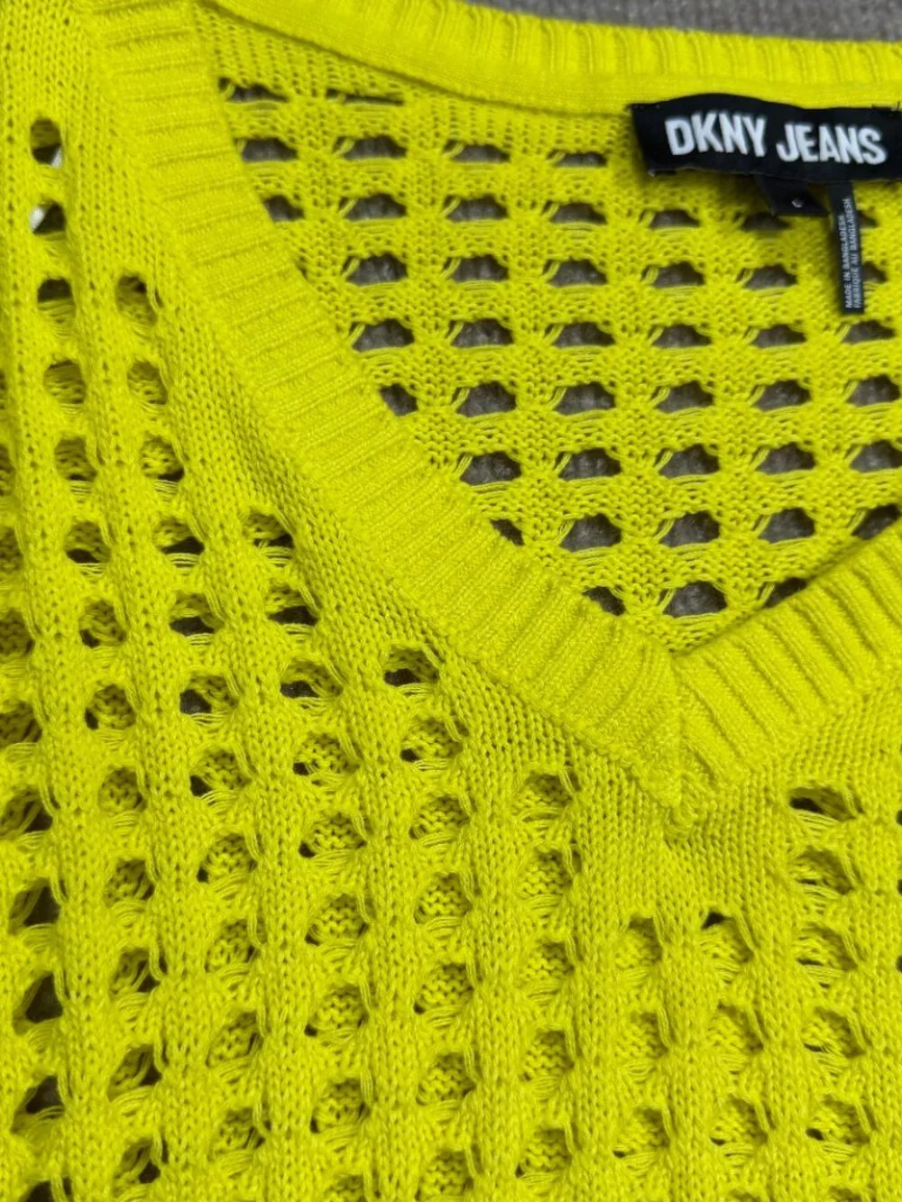 DKNY Jeans Neon Yellow V-Neck Open-Knit Crochet Sweater L - Picture 5 of 8
